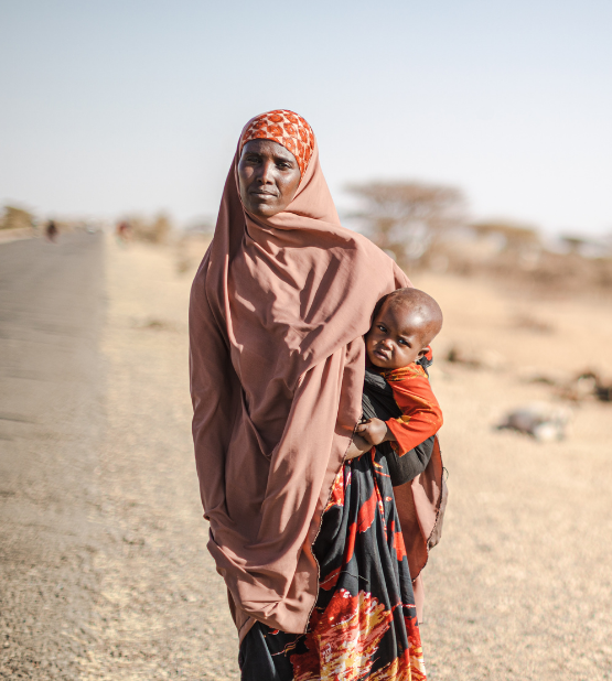Everybody deserves fresh, clean water and a safe shelter. Please donate now to provide water, emergency shelter and other live-saving aid to people forced to flee in the Horn of Africa.
