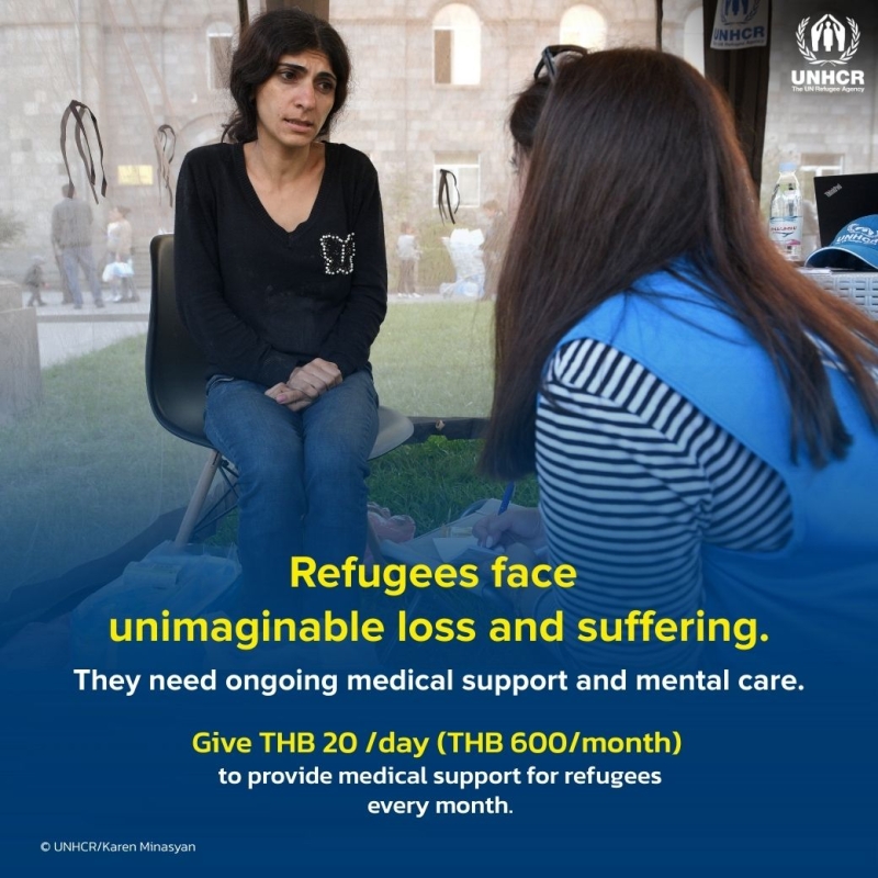 Anna, a refugee arriving at the Armenian border with her son, says: "We were scared and hungry. My son didn't eat anything and he cried all the way." UNHCR staff approached to offer support and comfort to those traumatized by the fear.