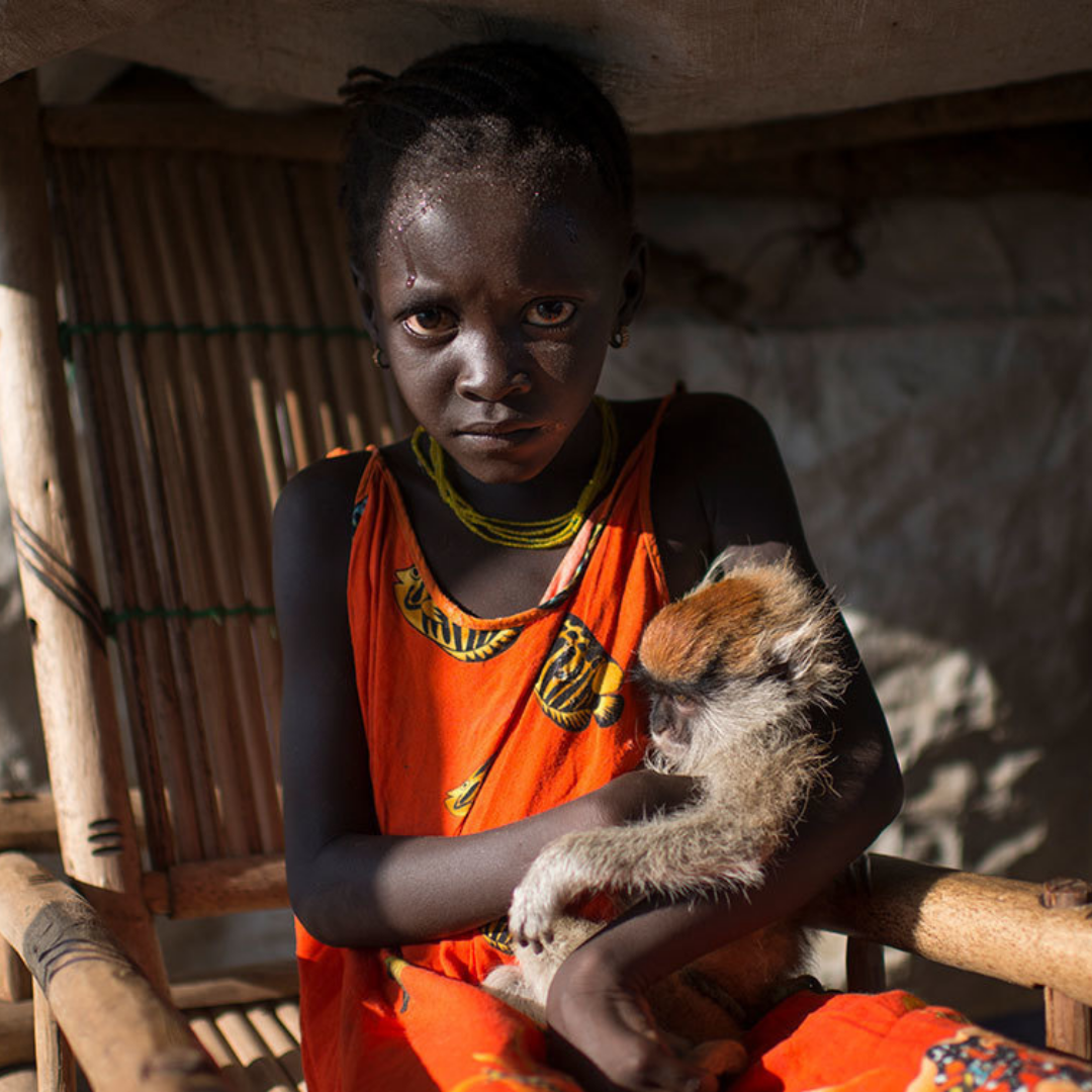 Congolese citizens are looking for safety in neighbouring countries. UNHCR, the UN Refugee Agency, offers them shelter, education and hope of a better future.