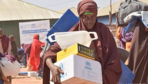 Somalia. UNHCR distributes Non-Food Items to drought-affected Internally Displaced Persons in Baidoa.