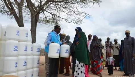 Kenya. UNHCR delivers drought assistance to host communities.